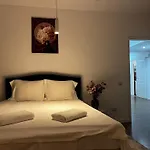 Riviera Unirii Апартаменти